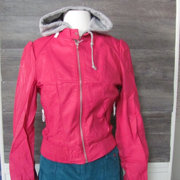 PALOMARES LADIES MAGENTA VEGAN LEATHER BOMBER JACKET - Picture 1 of 14